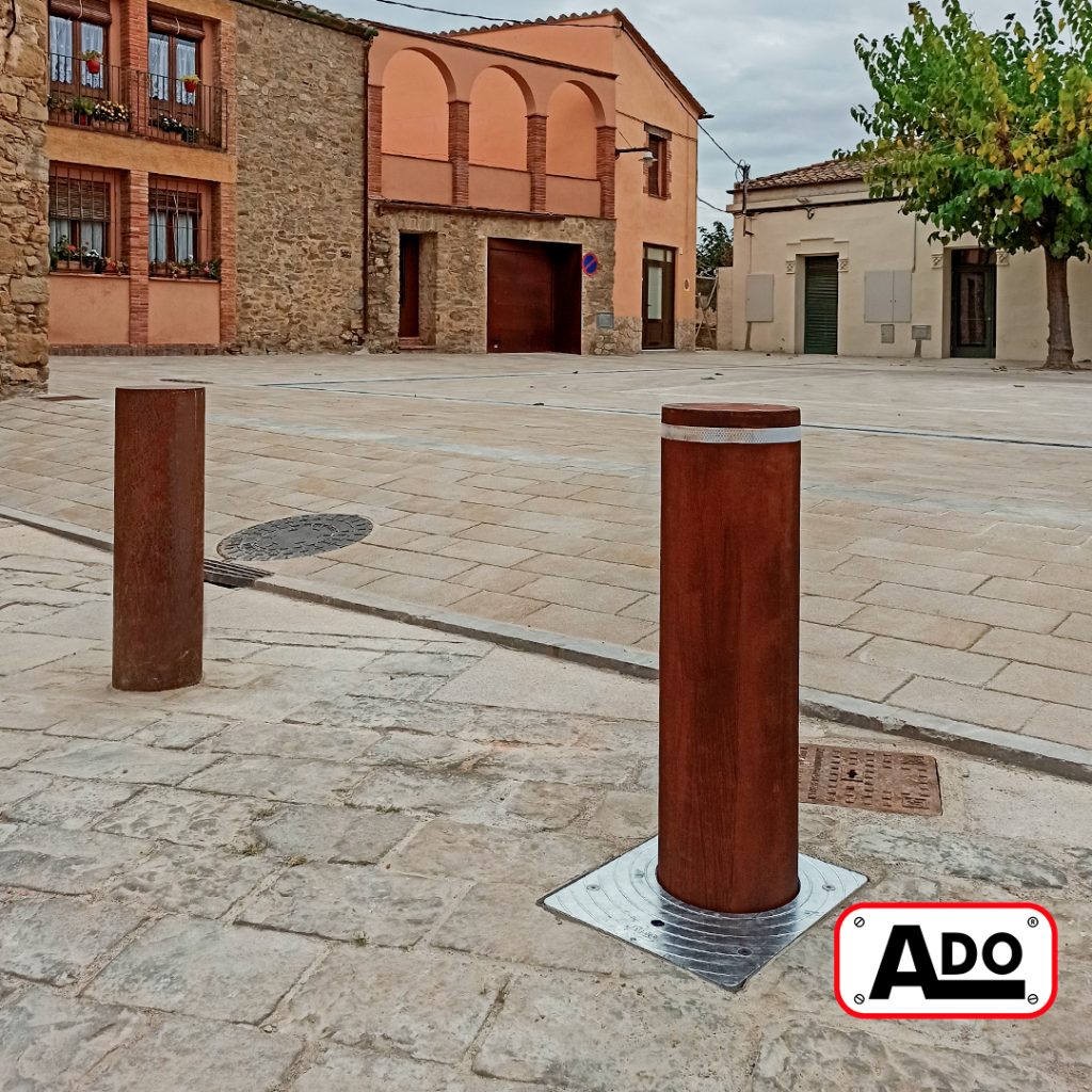 Corten automatic bollard