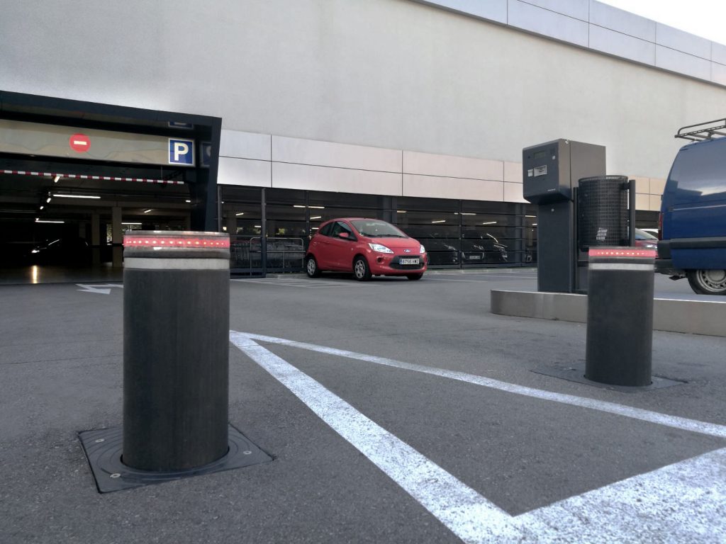 melbourne automatic retractable bollards