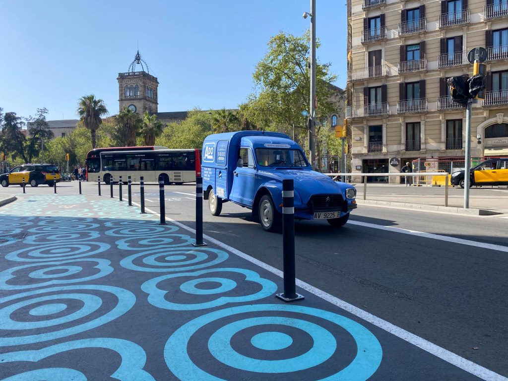 Installation of A-Flex DT bollards with plate