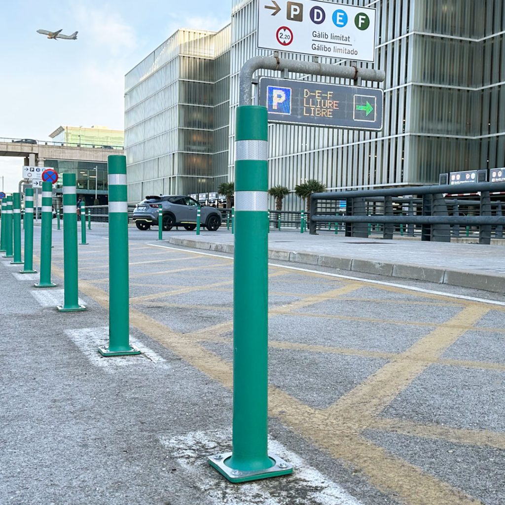 Flexible bollards at Barcelona Airport