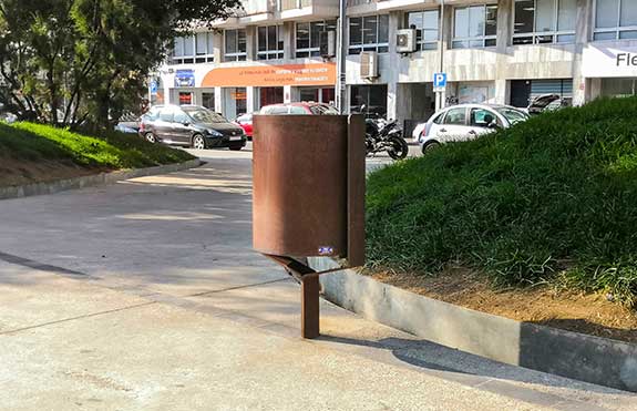 cestino portarifiuti acciaio corten rue