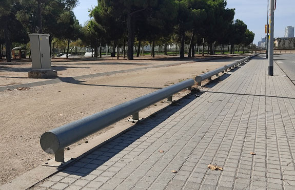paraurti per veicoli in ferro zincato