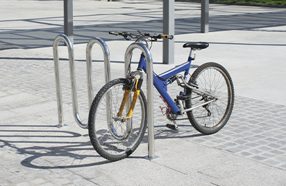 set bicycle parking snake installed