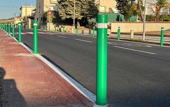 a-blen screw bollards green installed