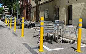 aflex dt 80 bollards with plate in barcelona 