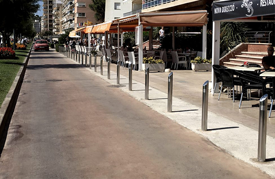 stainless steel tecora bollards installed in