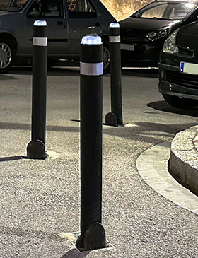 A-FLEX removable solar LED illuminated bollards installed.