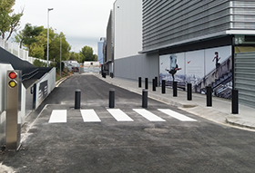 galvanized melbourne automatic bollards