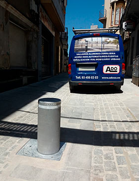 retractable bollards installed in Melbourne