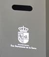 musi bin with logo detail