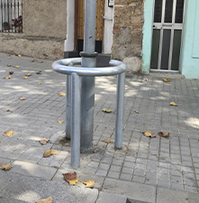 street lamp protector installed