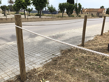 wooden fences cord installed