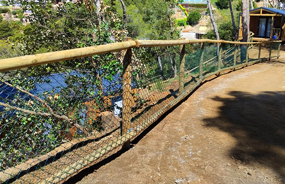 wooden fences grame